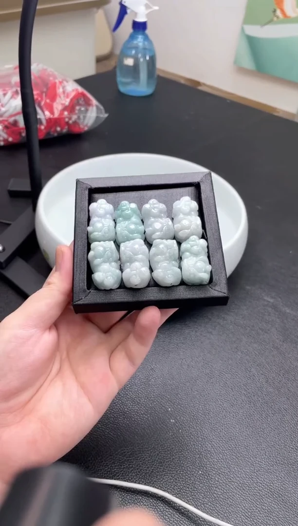 翡翠未镶嵌颈饰多样性发一件