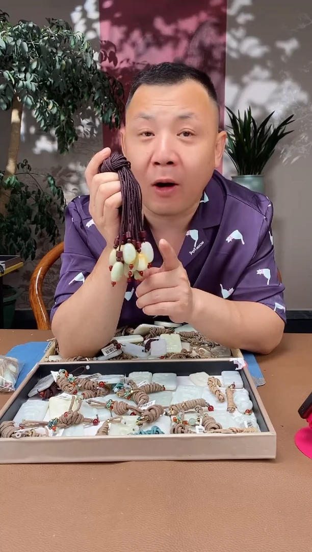 和田玉未镶嵌颈饰A789
