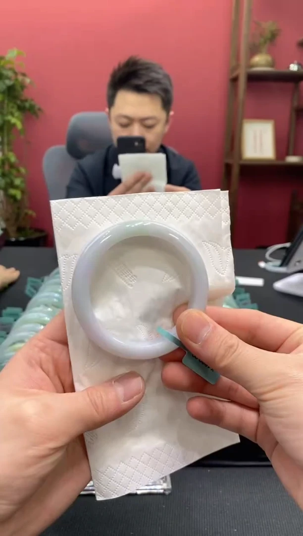 【闪购商品】翡翠手镯未镶嵌00002027