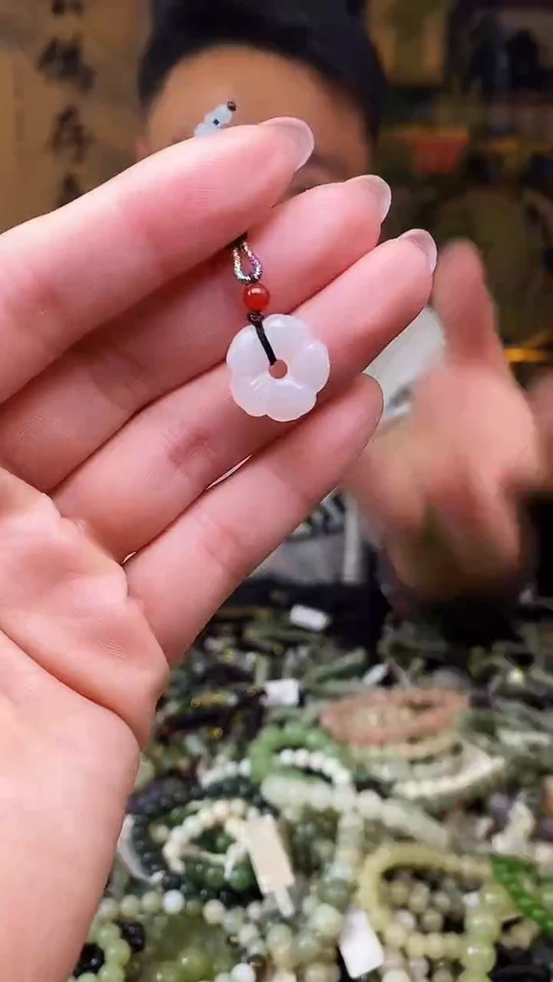 颈饰未镶嵌和田玉多样性发货，拍一发一