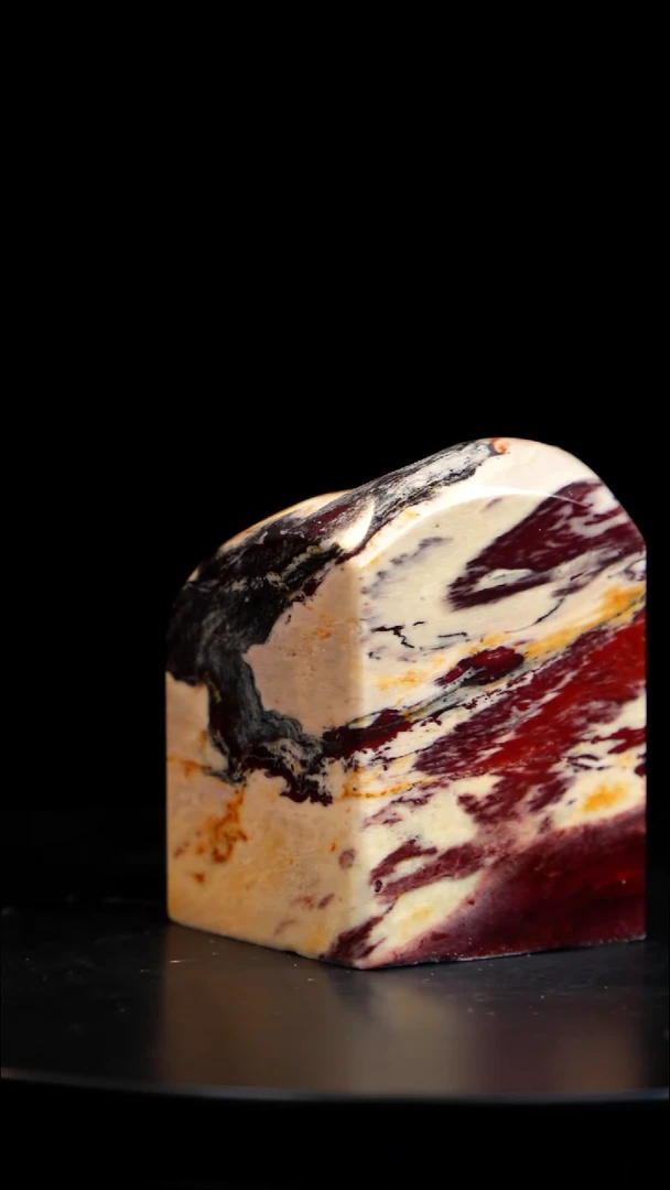 昌化石瓷白红砂印章