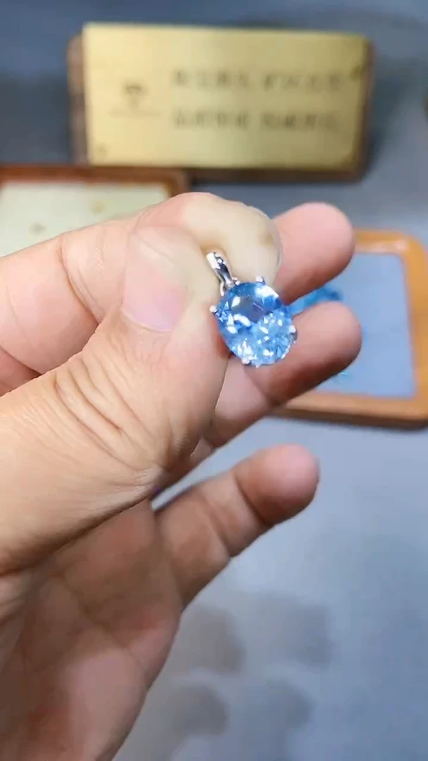 【闪购商品】海蓝宝石颈饰银S925镶嵌12
