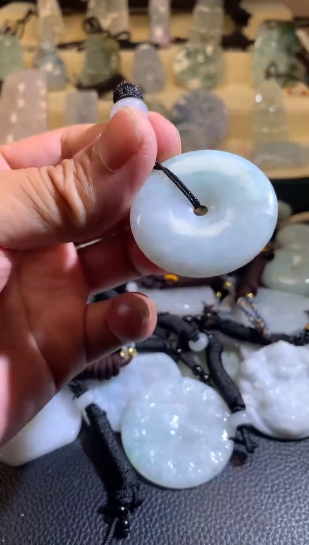 翡翠未镶嵌颈饰6/21/128