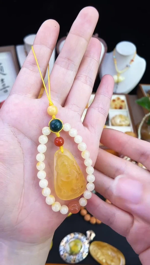 琥珀未镶嵌珠宝奇石柒月