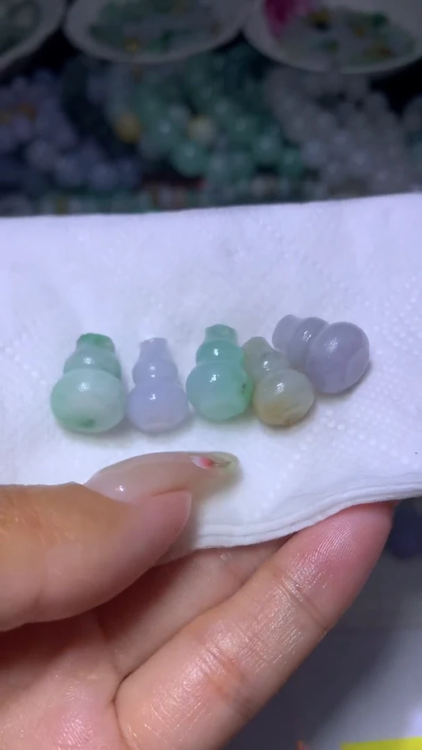 定制翡翠未镶嵌MXX018544