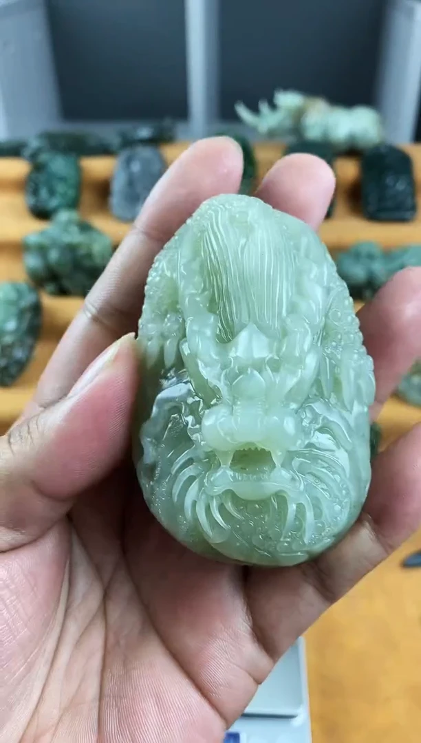 未镶嵌和田玉把件1