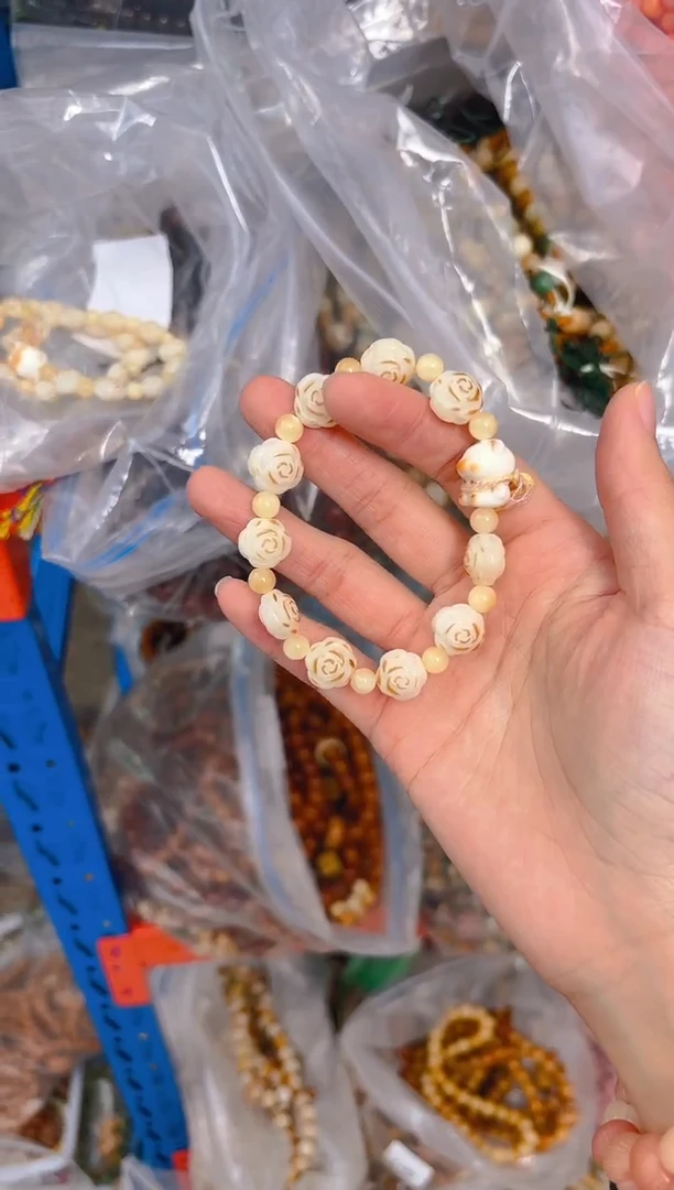 吊坠菩提根/象牙果玫瑰花单圈手串