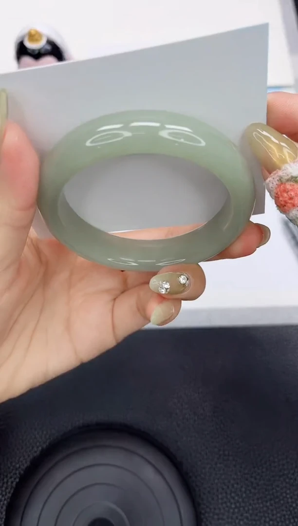 石英质玉手镯未镶嵌69-56.6