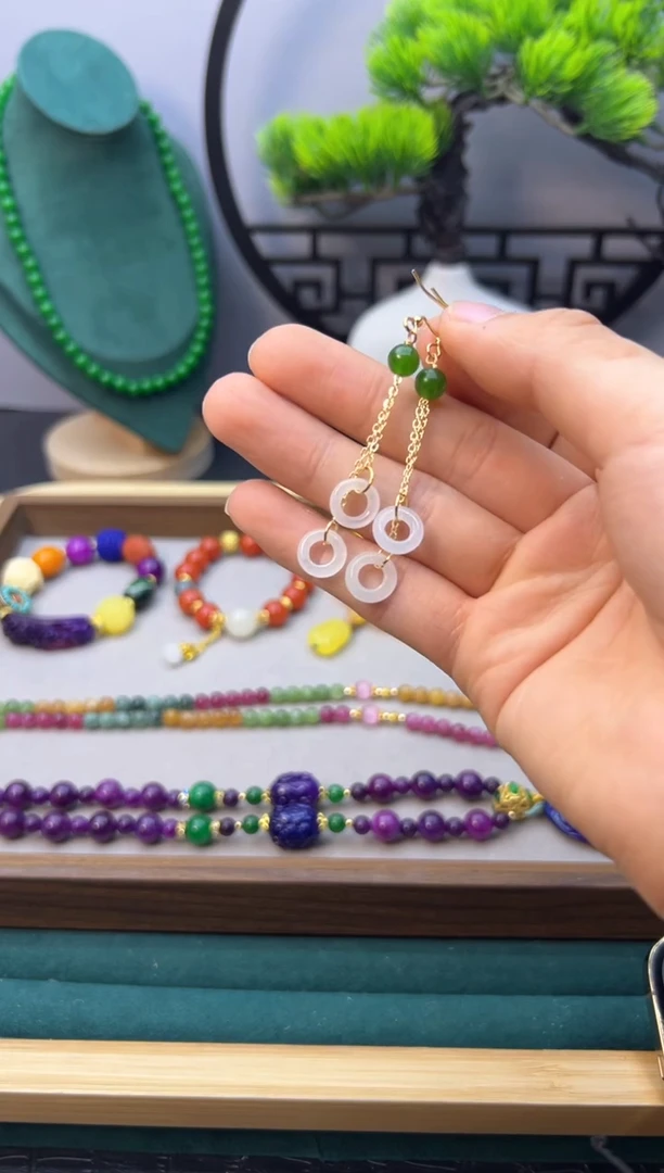 【闪购商品】和田玉手链14K金镶嵌E275