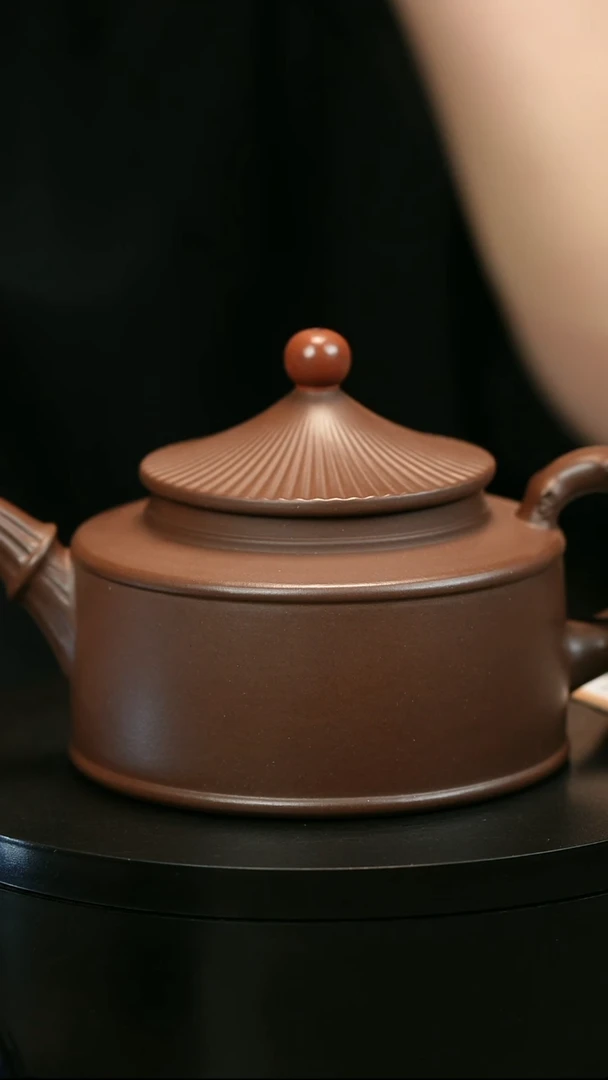 茶壶紫砂东****叶H2210赵信军光素鸿运当头