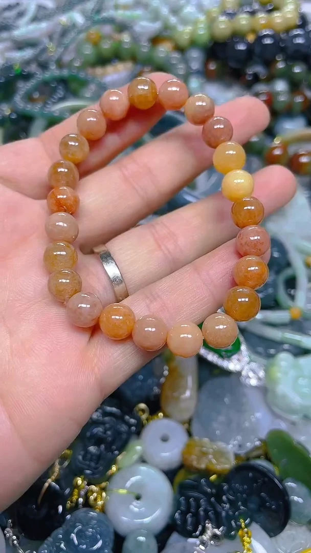 颈饰未镶嵌翡翠8mm/ T /翡翠A货，一件也是批发价