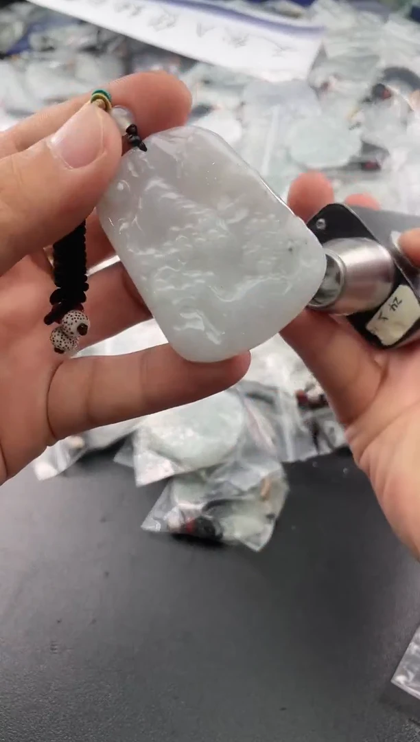 颈饰未镶嵌翡翠25/11/26/.179