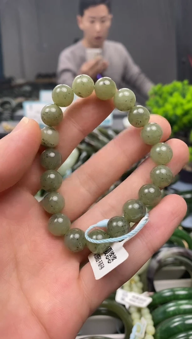 未镶嵌手镯和田玉10mm