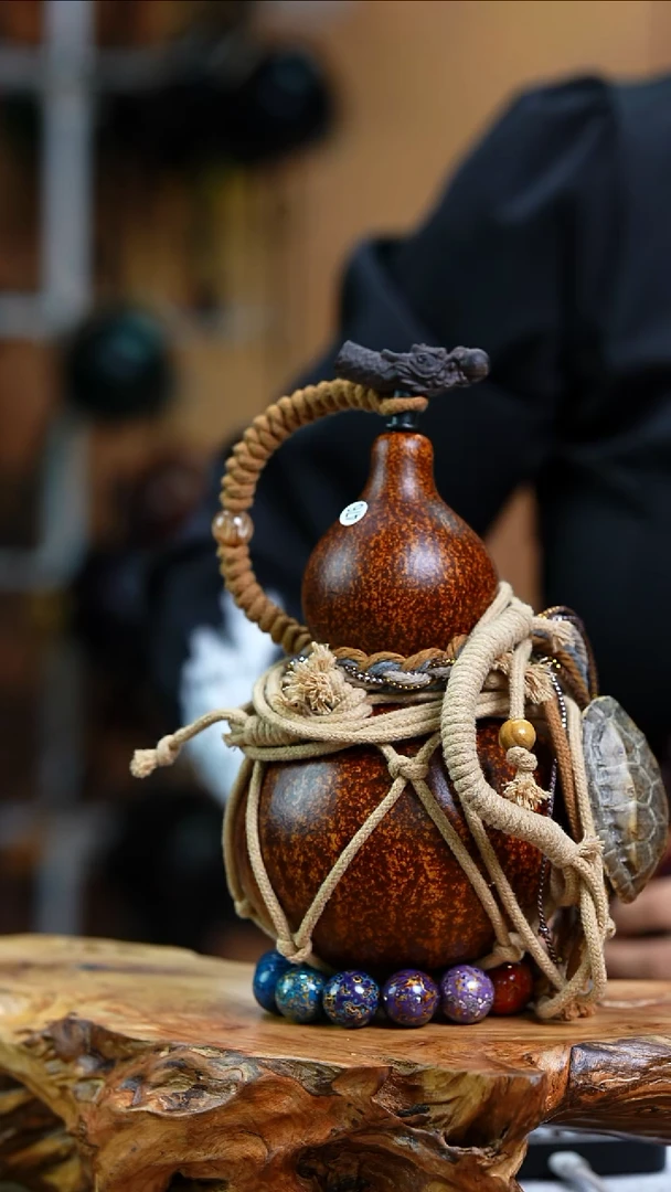 【闪购商品】476—光岳葫脖挂车挂天然大漆手捻小葫芦