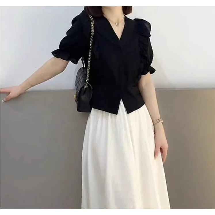 通勤穿搭赫本风法式小众黑色泡泡短袖上衣女夏独特超好看单穿小衫