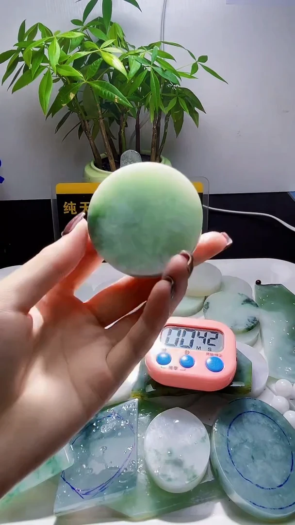 未镶嵌定制翡翠阿*瓜翡翠111
