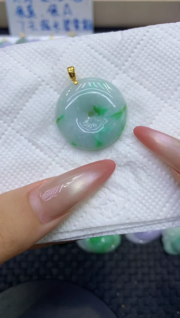 颈饰未镶嵌翡翠天然缅甸a货翡翠