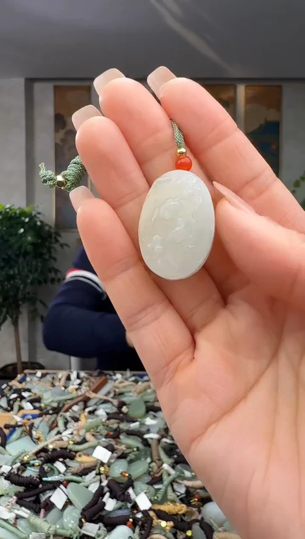 颈饰未镶嵌和田玉拍一发一多样性发货