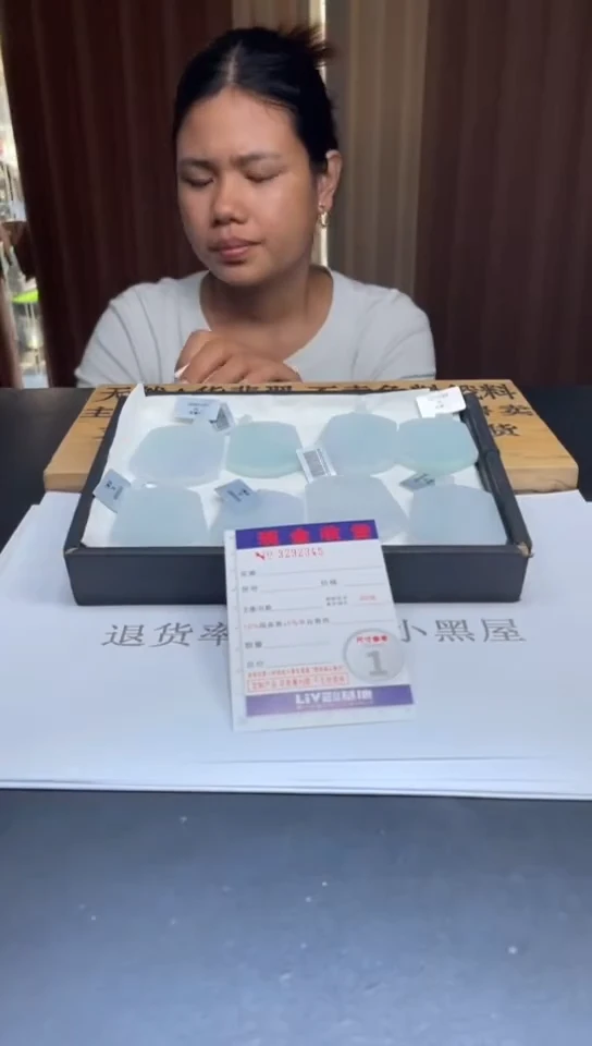 定制翡翠未镶嵌未抛光毛货多样性发其一拍一发一2345