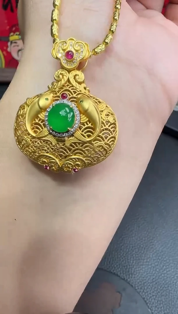 吊坠(不含链)18K金镶嵌翡翠勿拍