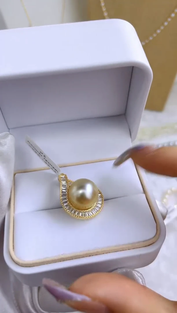 银S925镶嵌吊坠海水珍珠多样性发其一