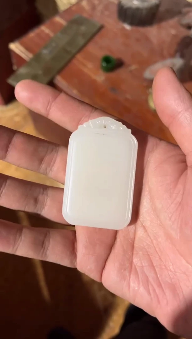 和田玉未镶嵌颈饰硕哥精品专属链接D18