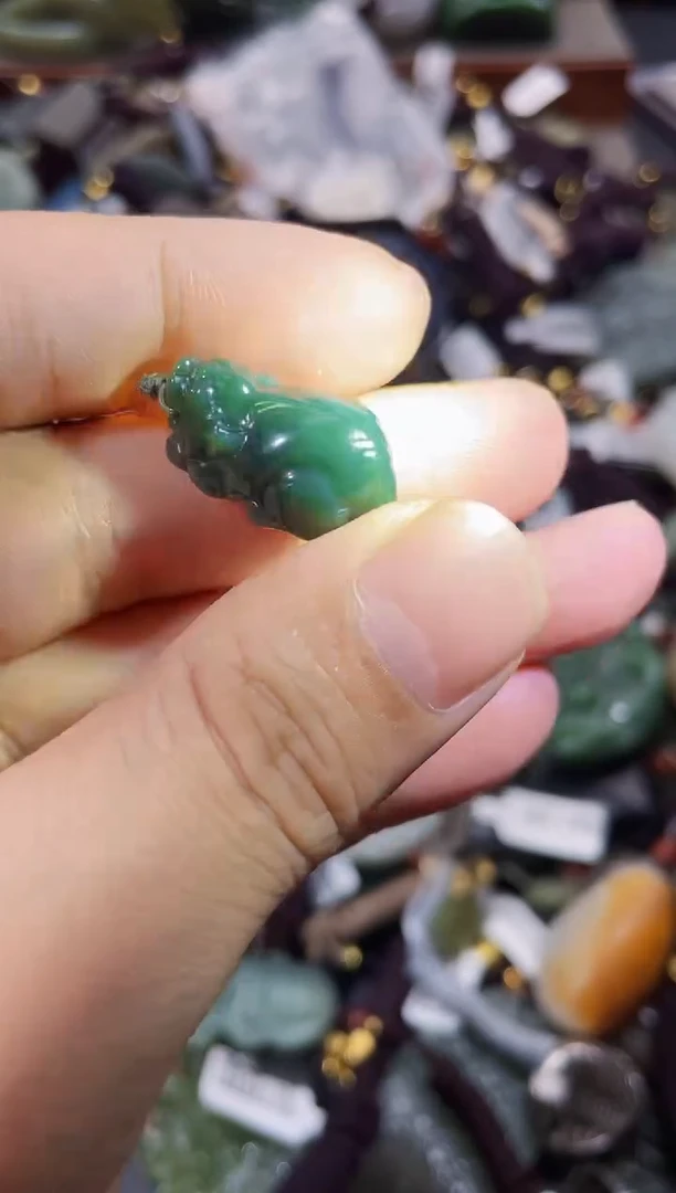 和田玉未镶嵌颈饰拍一发一