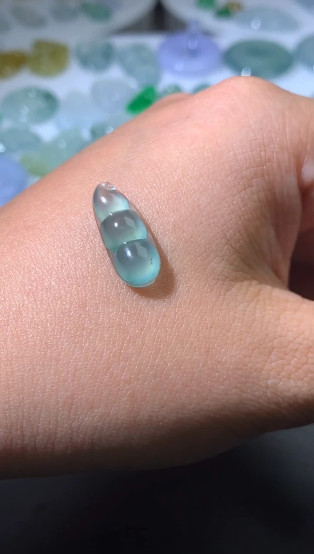未镶嵌定制翡翠毛货