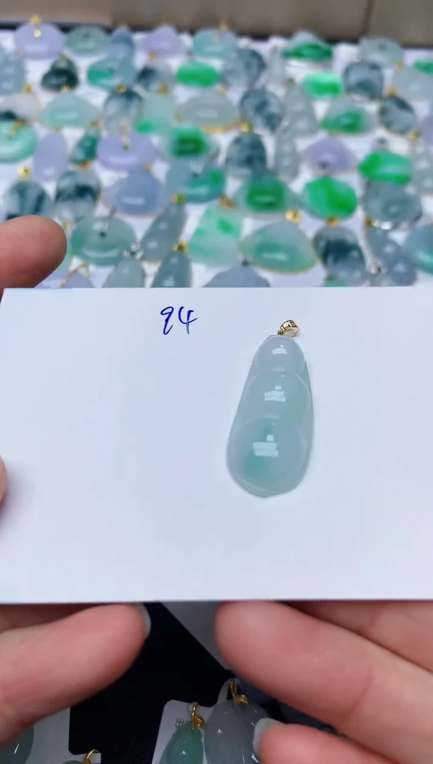 【闪购商品】翡翠颈饰18K金镶嵌天然翡翠A货
