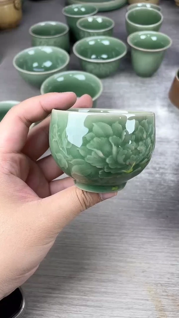 青瓷仓储福利清仓牡丹