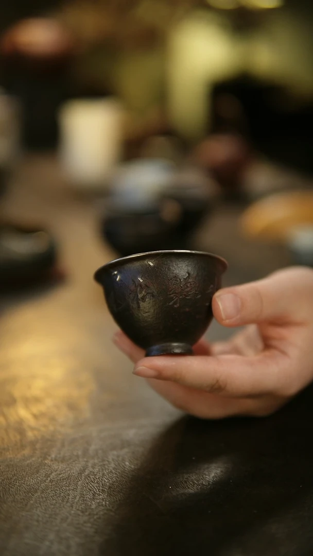 德*阿眠     松风舍手作松石杯