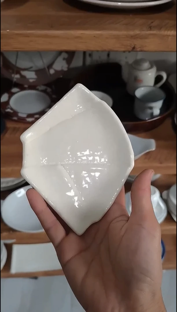 红****]红豆 中古商品 默认瑕疵 满20包邮 完美主义者慎拍