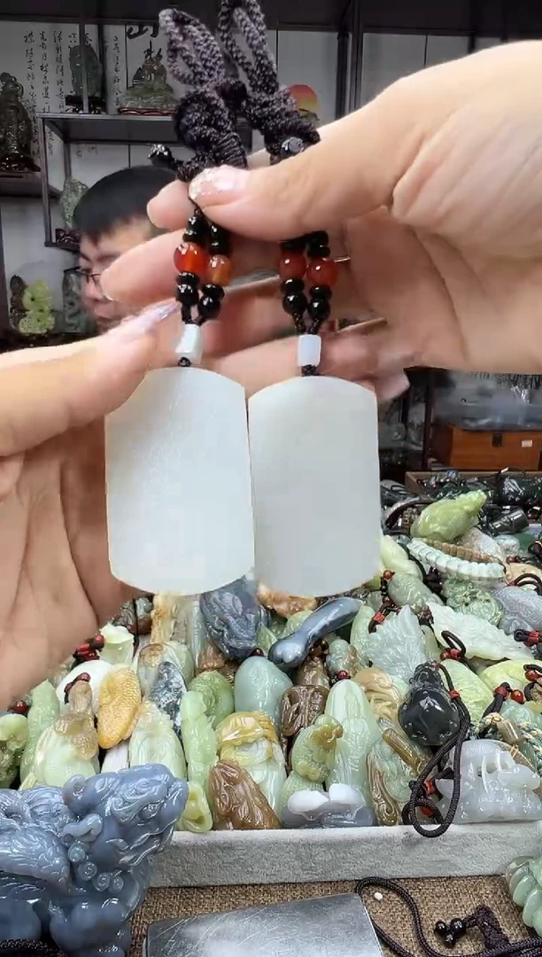 未镶嵌和田玉把件多样性发货 拍一发一