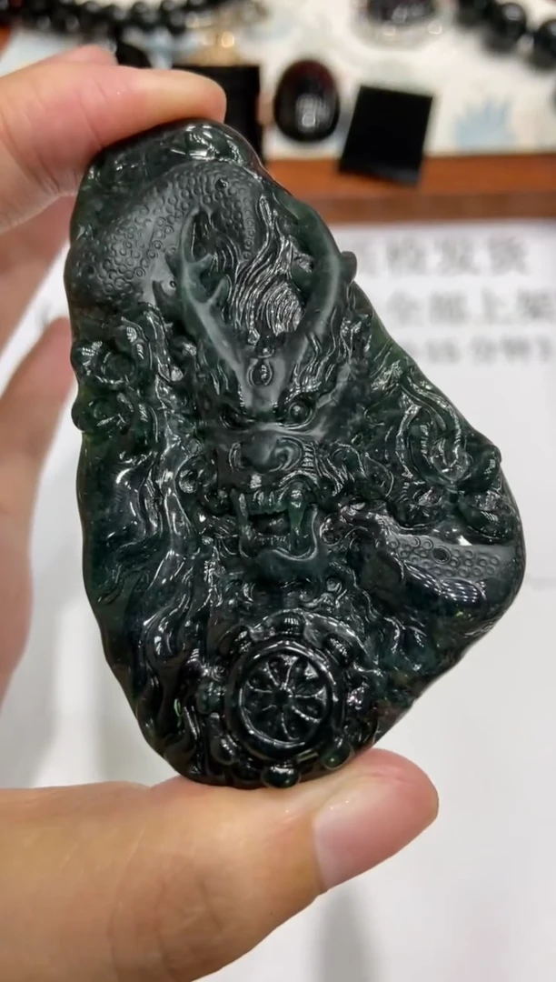 翡翠挂件未镶嵌290478