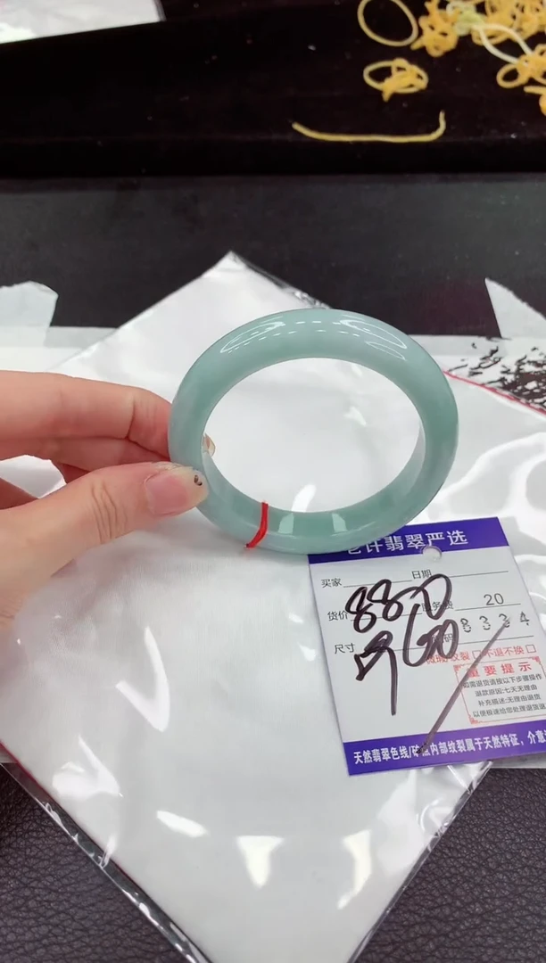 翡翠手镯未镶嵌1111111111111