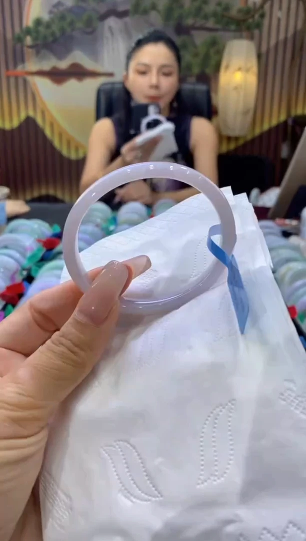 翡翠手镯未镶嵌00003100