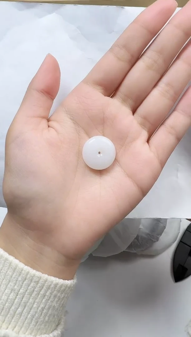 【闪购商品】和田玉颈饰未镶嵌平安扣  YY