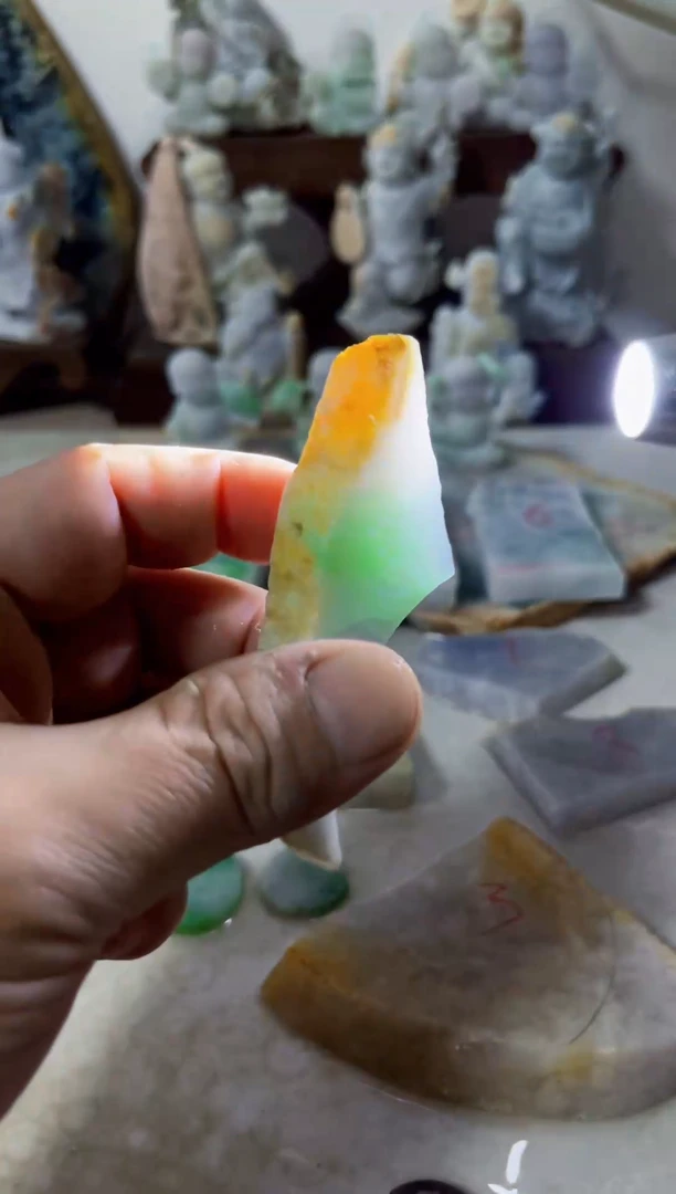 【闪购商品】翡翠吊坠(不含链)未镶嵌A1031