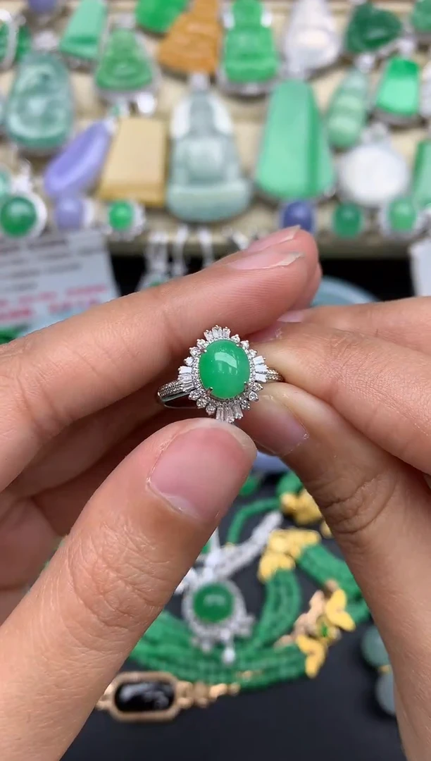 【闪购商品】翡翠戒指18K金镶嵌152-中国好珍宝