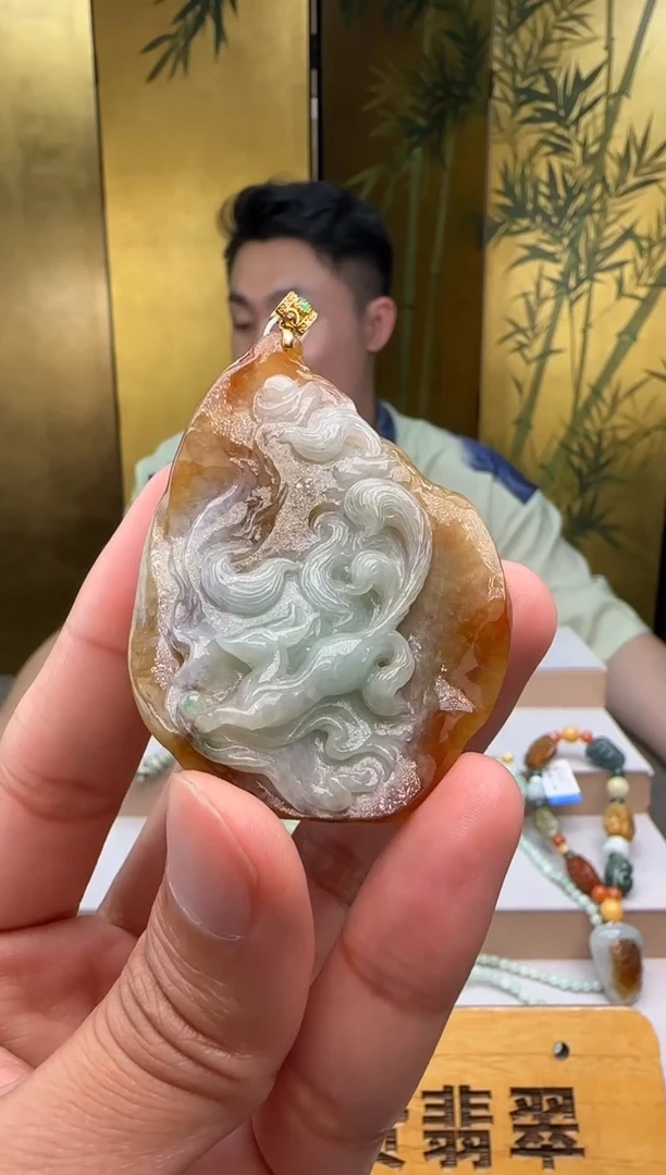 颈饰18K金镶嵌翡翠XM@@