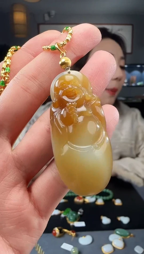 【闪购商品】和田玉吊坠(不含链)18K金镶嵌1