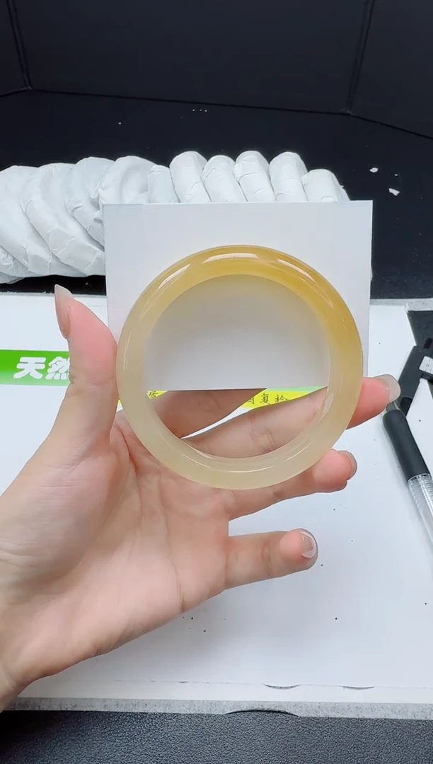 石英质玉手镯未镶嵌056-5859