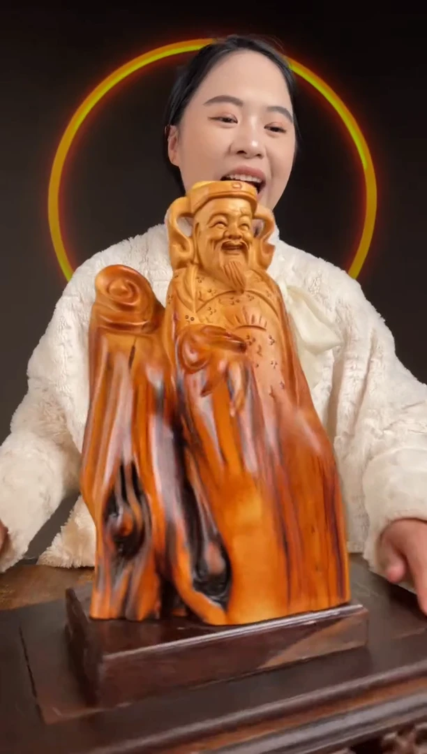 柏木（崖柏）手工摆件,先抢先得! 编号:208