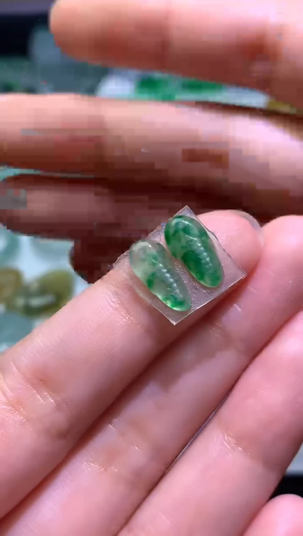 未镶嵌定制翡翠毛货