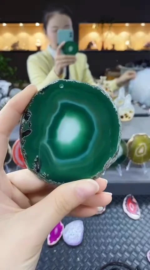 未镶嵌颈饰玛瑙/玉髓二***雨玛瑙