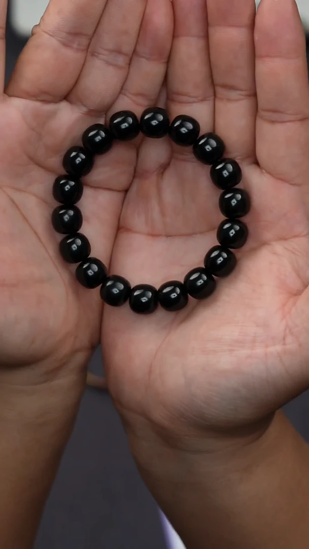 手串未镶嵌和田玉添****?和田玉手串