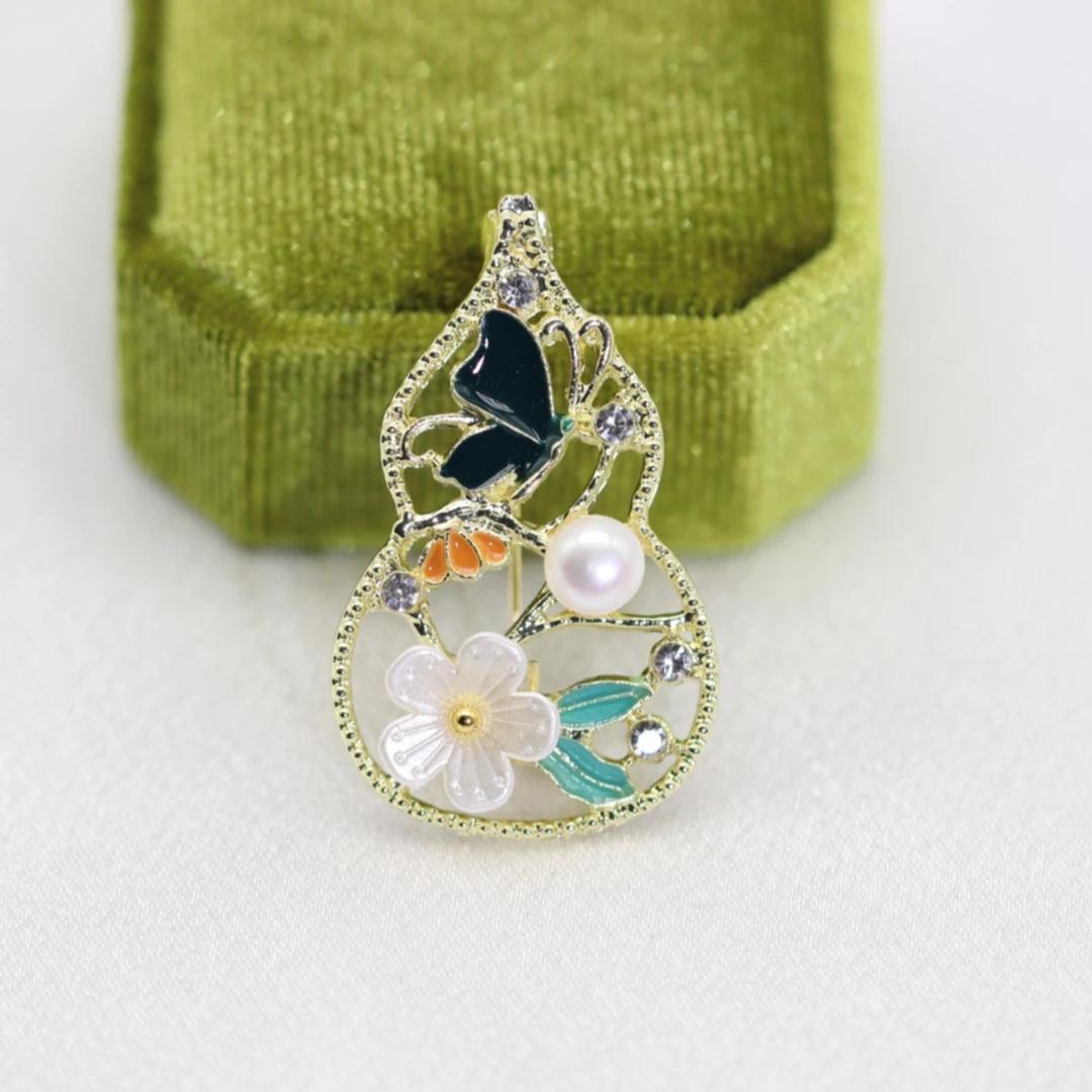 112 DF祥瑞葫芦白色珍珠胸针