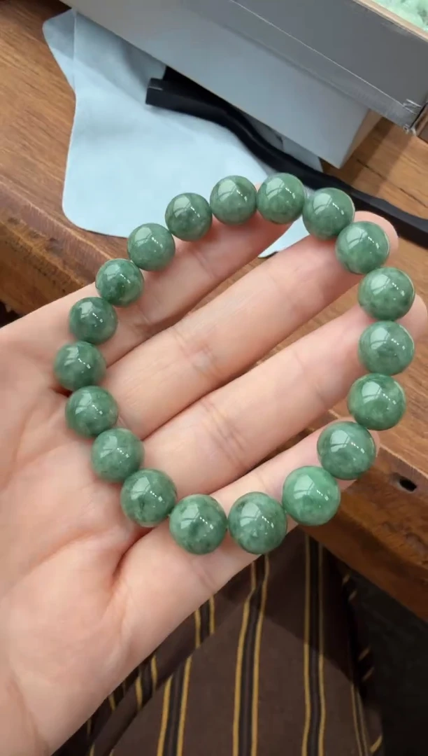 未镶嵌挂件翡翠A货翡翠多样性孤品