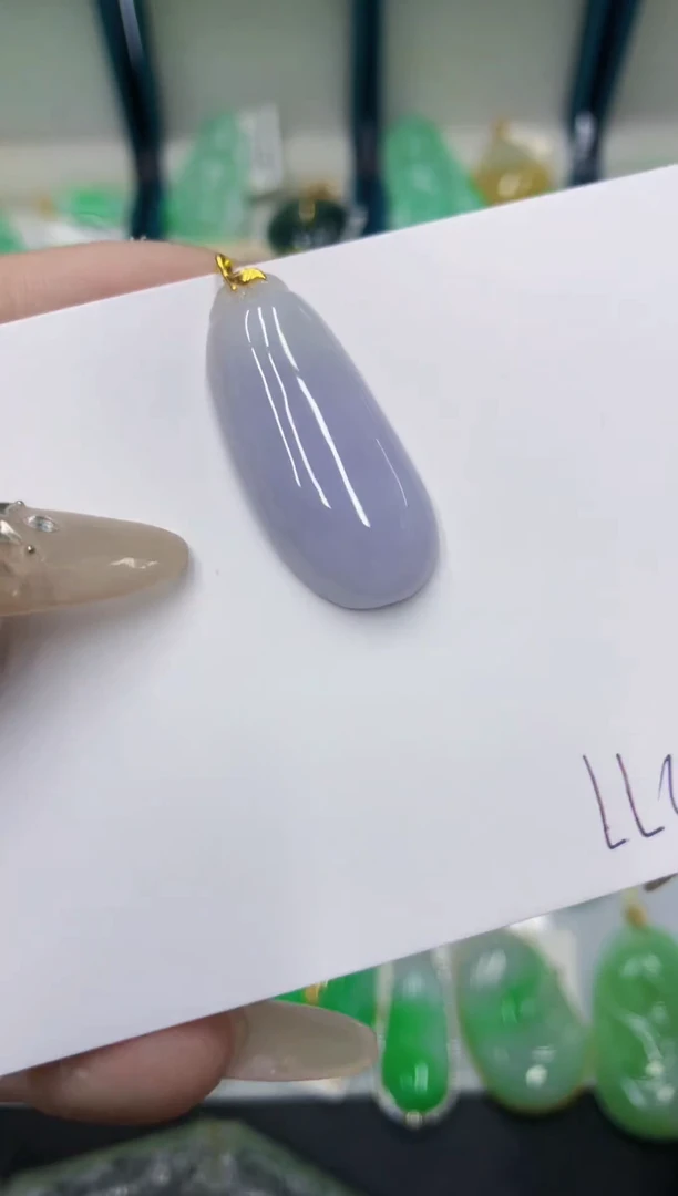 颈饰18K金镶嵌翡翠111111