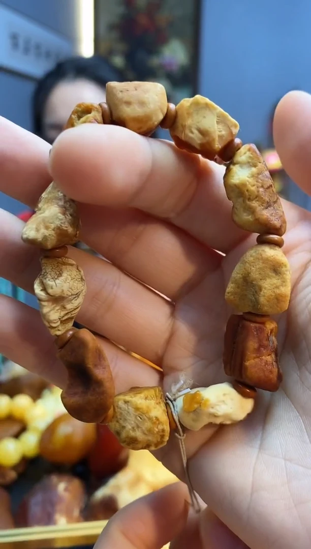 未镶嵌琥珀手串手串